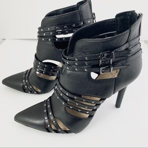 CARLIN Pump by Jessica Simpson